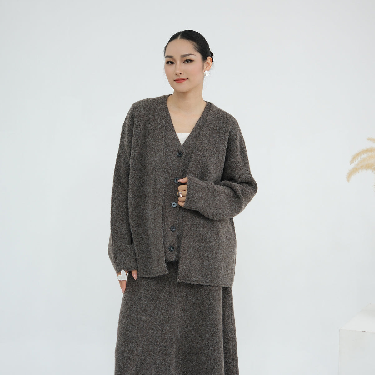 MH72 Winter Knit 3-Piece Abaya Set for Muslim Women – Modest Hijabi Co-ord (Cardigan + Vest + Skirt)