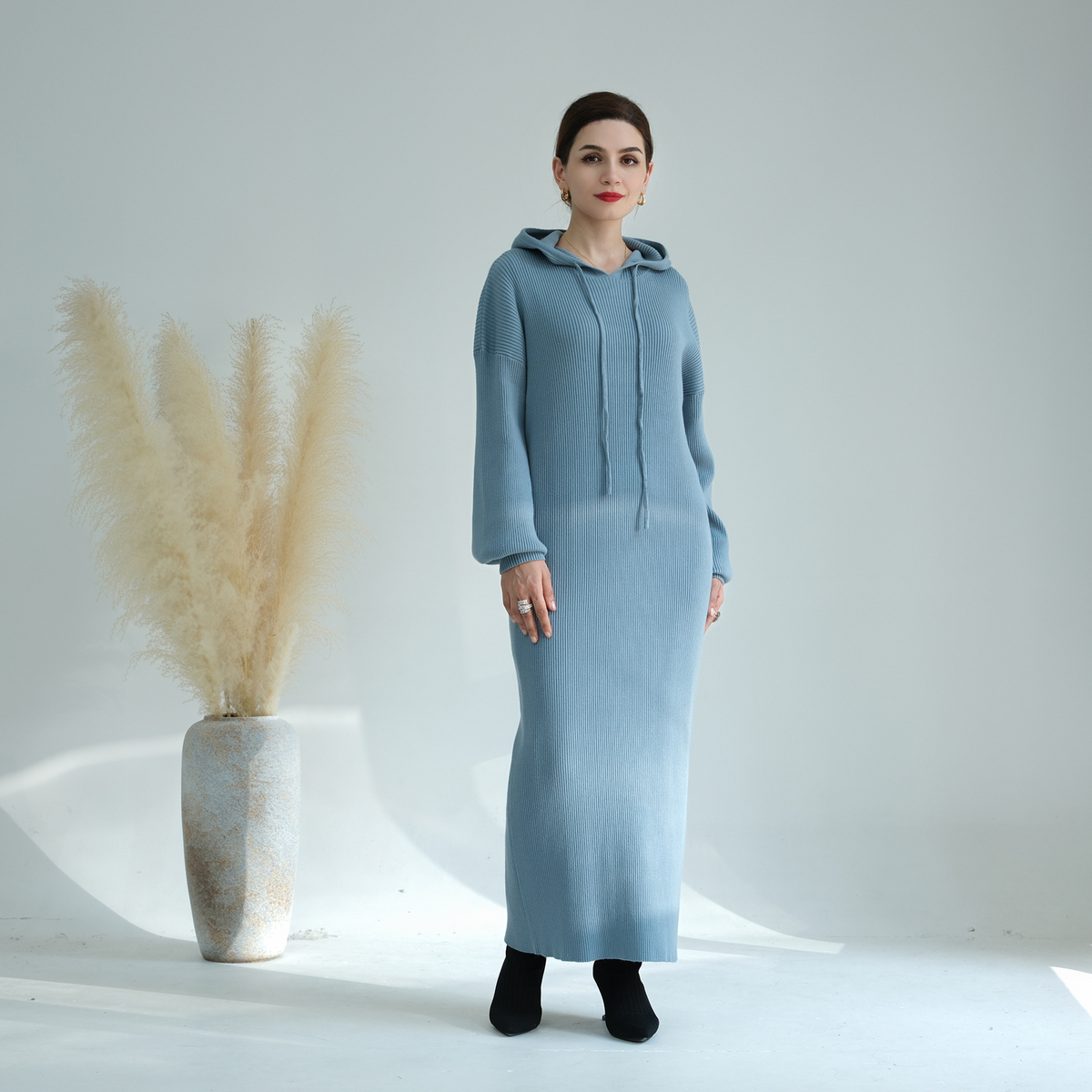 MH79 Hooded Abaya for Women – Thick-Knit Oversized Sweater Dress, Long Sleeve Modest Islamic Dress
