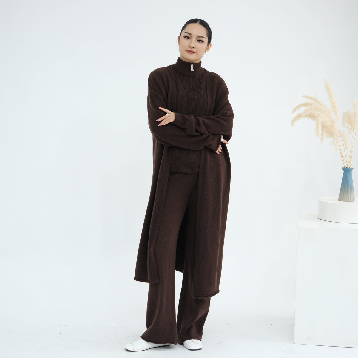 MH73 Muslim Women Winter Knit Abaya Set – 3-Piece Cardigan, Vest & Pants