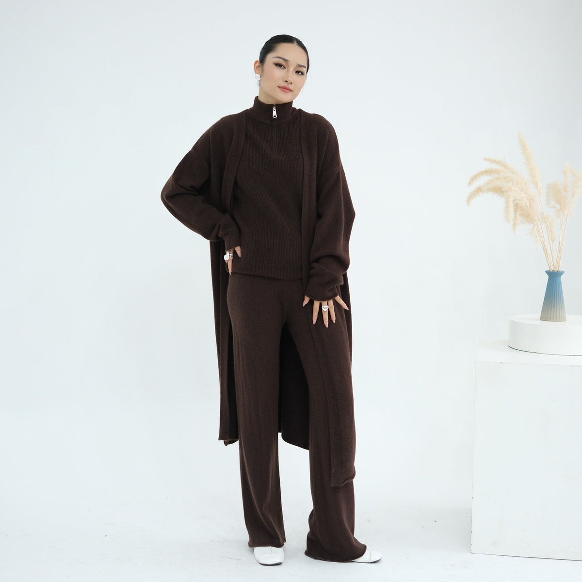 MH73 Muslim Women Winter Knit Abaya Set – 3-Piece Cardigan, Vest & Pants