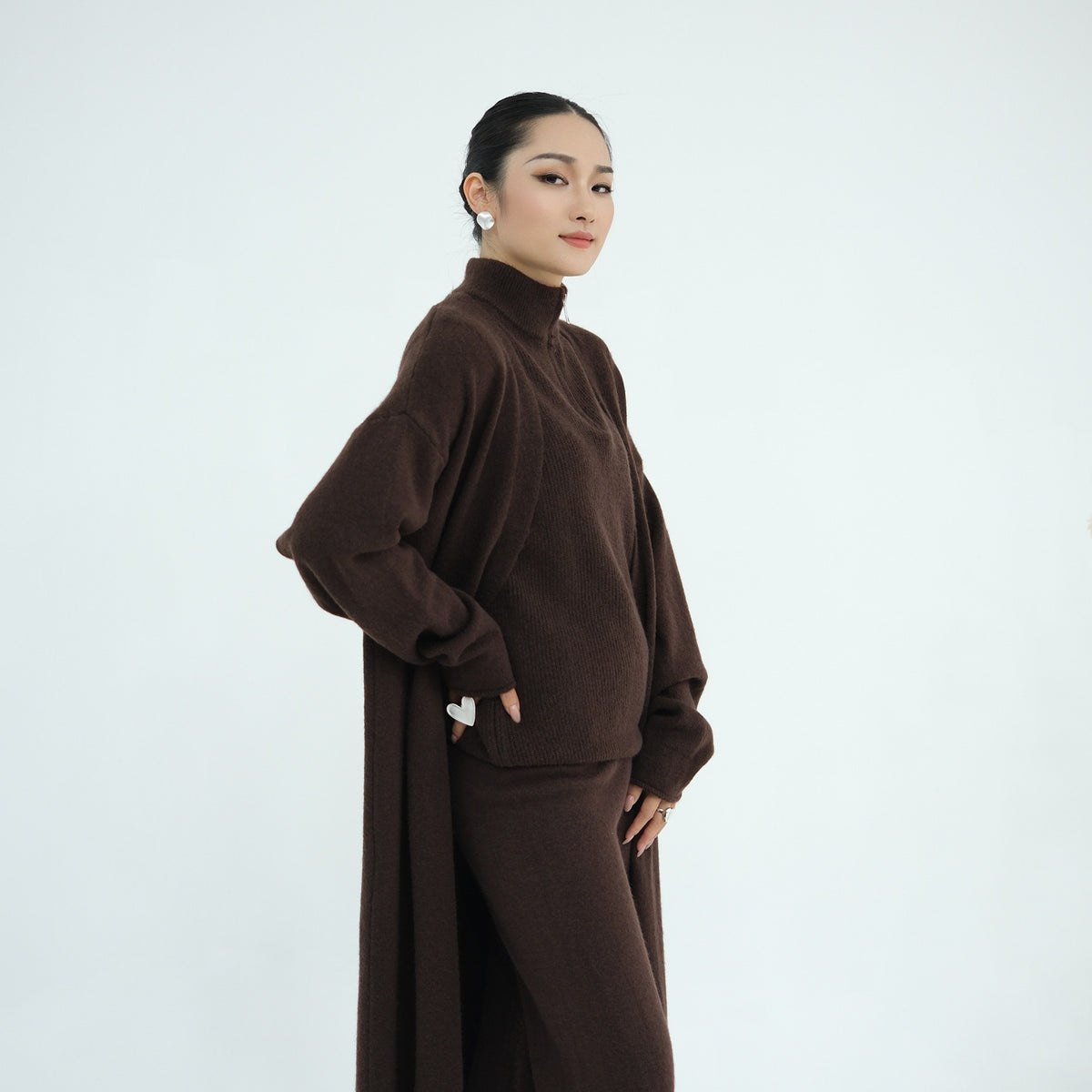 MH73 Muslim Women Winter Knit Abaya Set – 3-Piece Cardigan, Vest & Pants