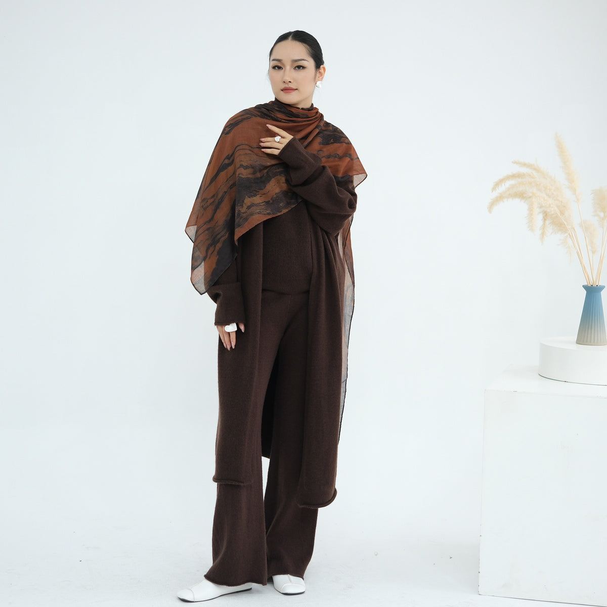 MH73 Muslim Women Winter Knit Abaya Set – 3-Piece Cardigan, Vest & Pants