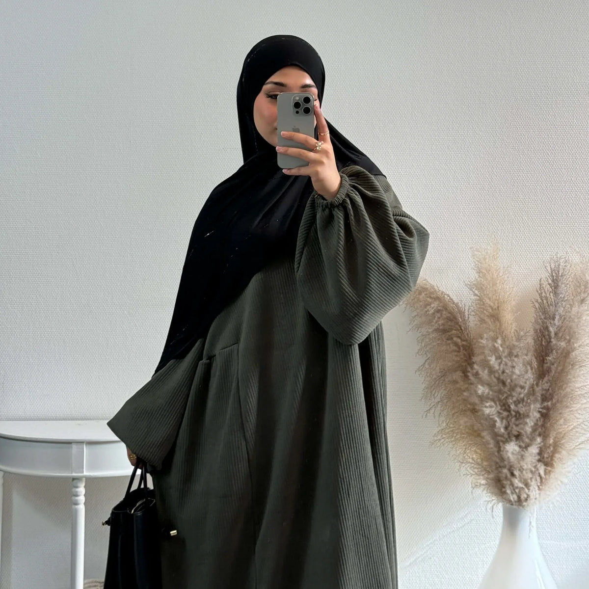 MH28 Winter Corduroy Abaya Dress - Muslim Maxi with Flared Hem & Puff Sleeves