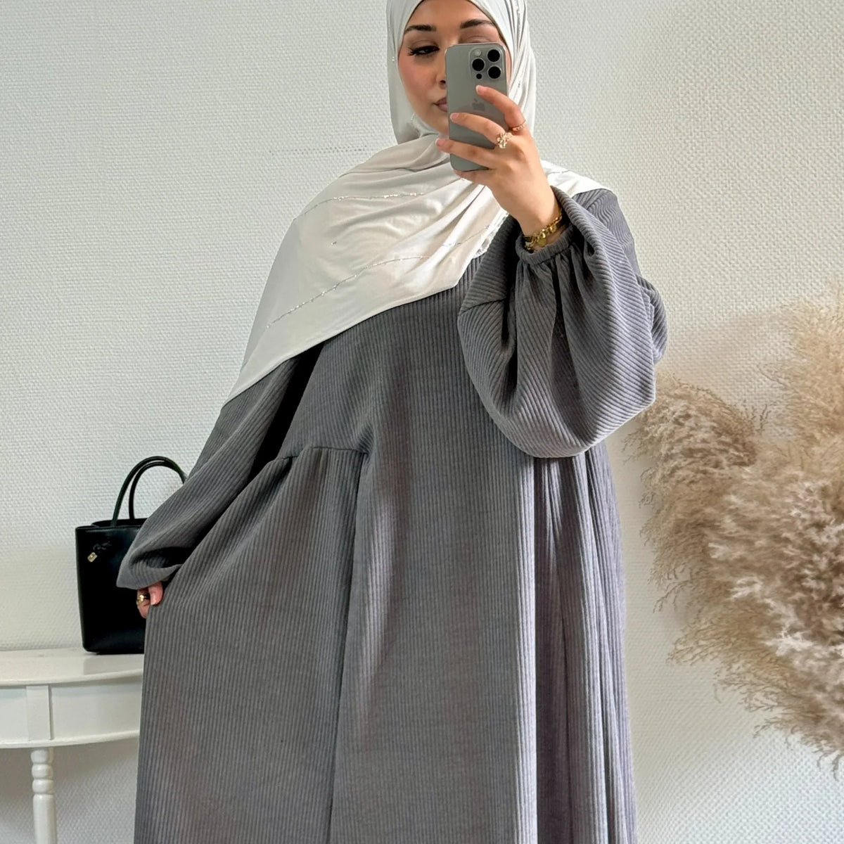 MH28 Winter Corduroy Abaya Dress - Muslim Maxi with Flared Hem & Puff Sleeves