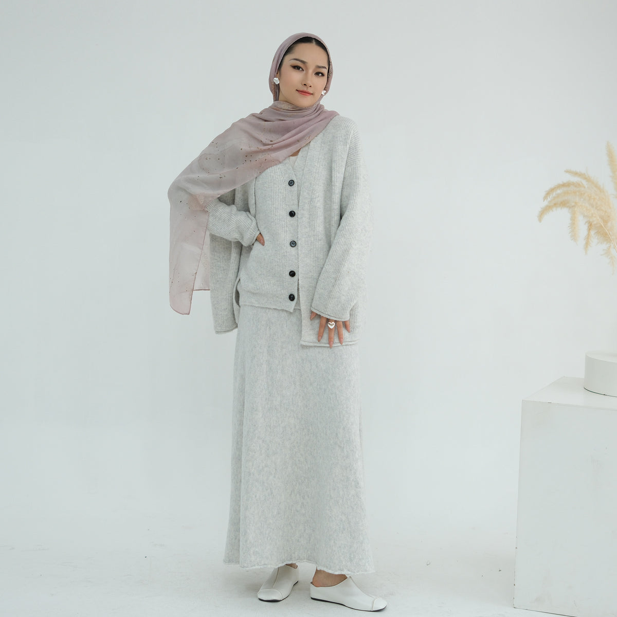 MH72 Winter Knit 3-Piece Abaya Set for Muslim Women – Modest Hijabi Co-ord (Cardigan + Vest + Skirt)
