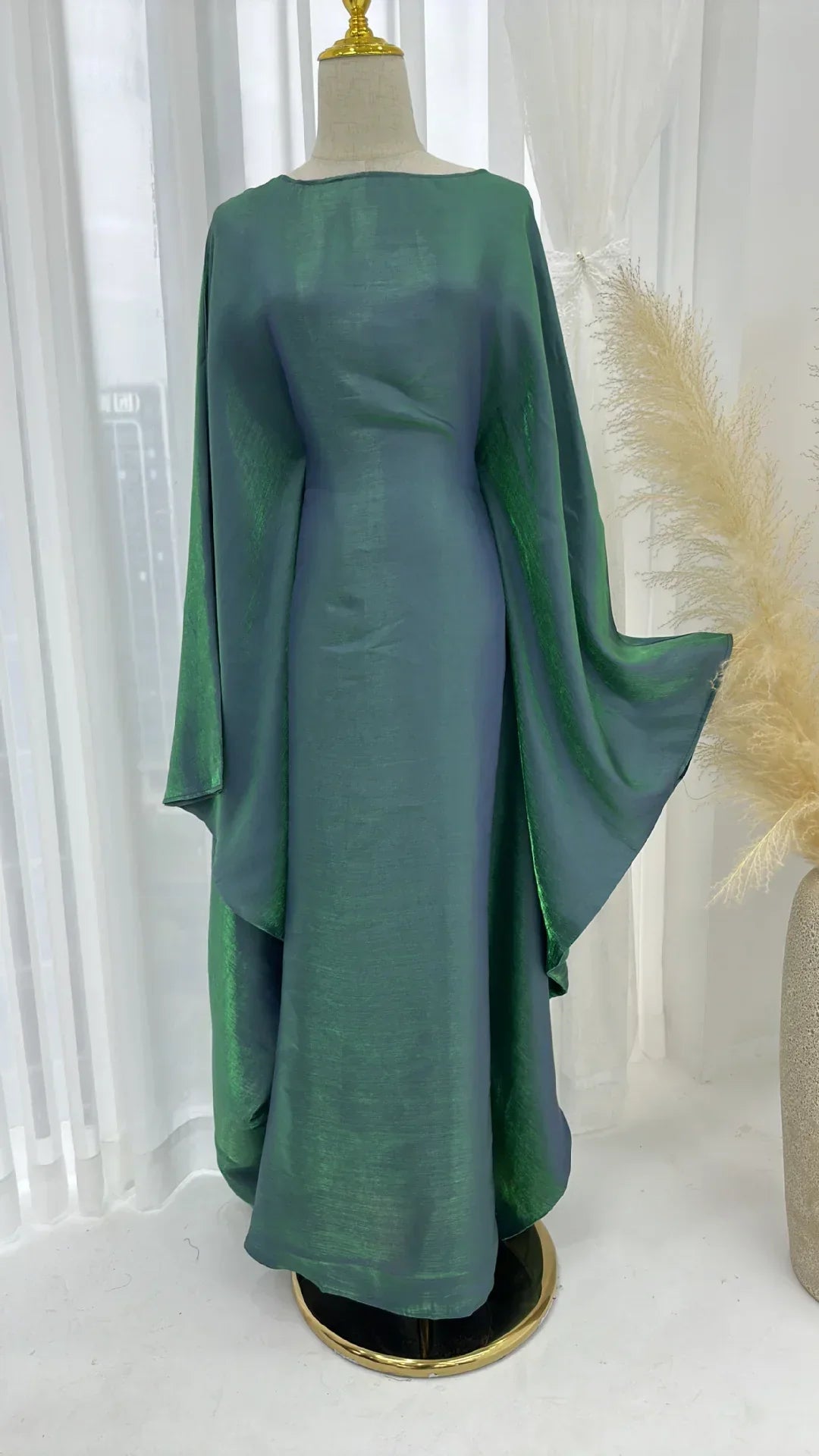 MH44 Plus Size Kaftan Abaya – Shiny Eid & Iftar Batwing Dress with Belt