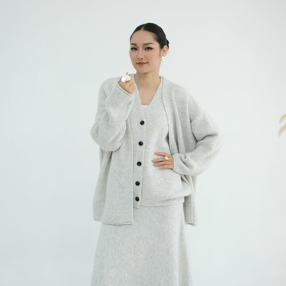 MH72 Winter Knit 3-Piece Abaya Set for Muslim Women – Modest Hijabi Co-ord (Cardigan + Vest + Skirt)