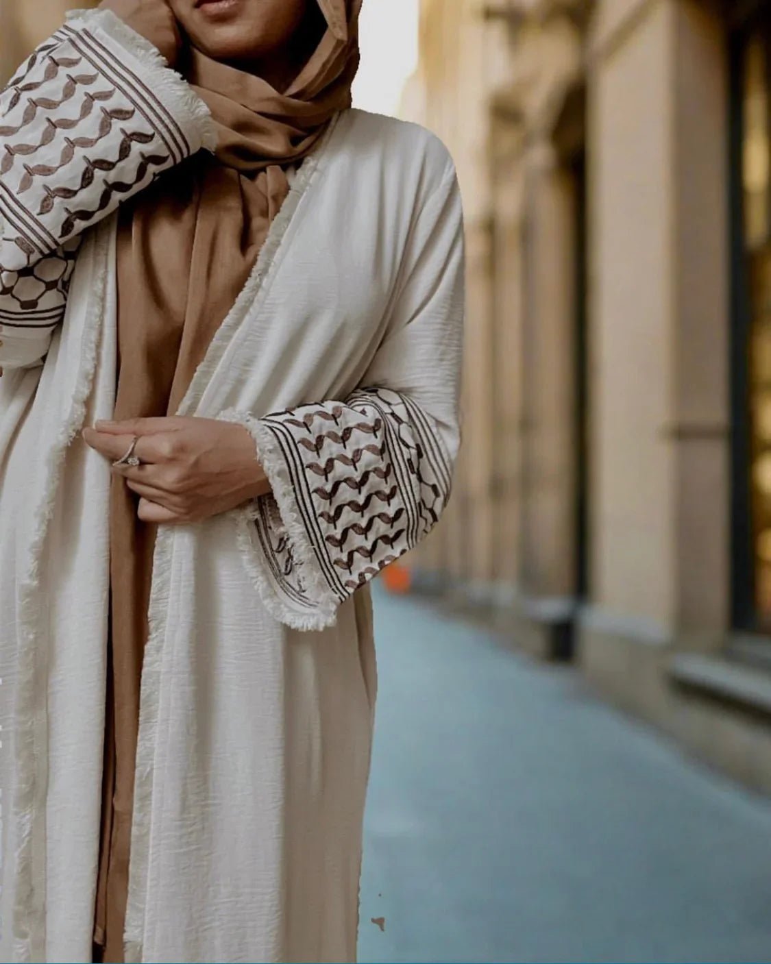 Keffiyeh Kimono Abaya – Belted Robe with Tassels (Cardigan + | packaging | Maha The Label modest fashion outfit